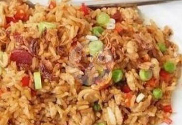 Nasi Goreng Rizqiana Jaya 2: Rasa yang Menghampiri Setiap Hari di Jantung Cilacap